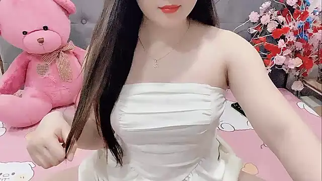 Funikio online show from 11-25-25, 02:17