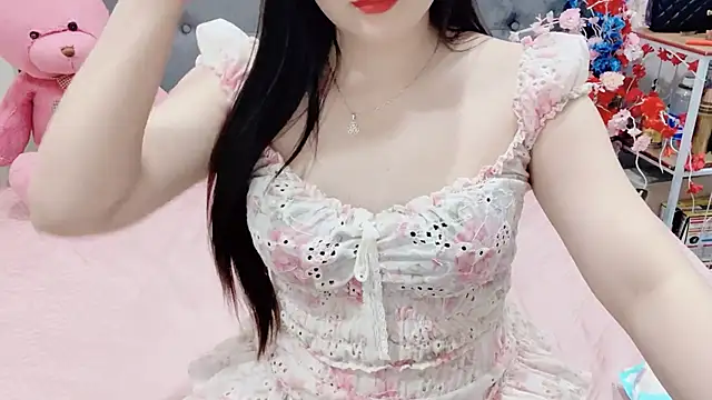 Funikio online show from 03-09-26, 02:21