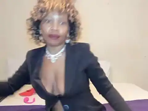 AfricanSquirtingQueen online show from 05-18-26, 03:46
