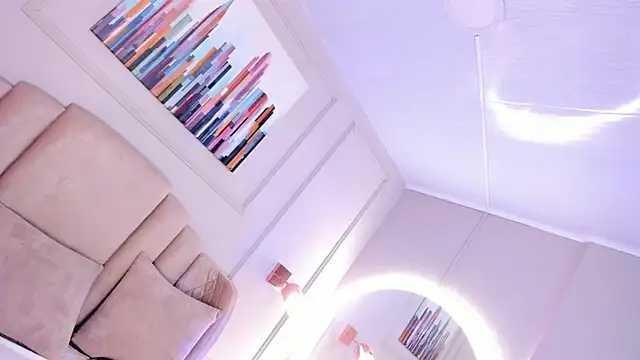 maddy brookss online show from 11-24-25, 06:18