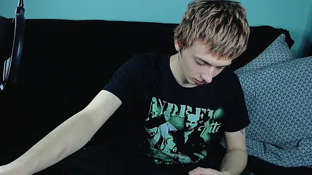 axxxturel online show from 01-05-25, 06:35