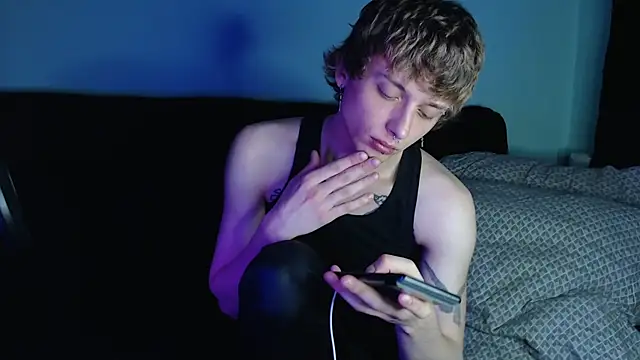 axxxturel online show from 03-18-25, 06:37