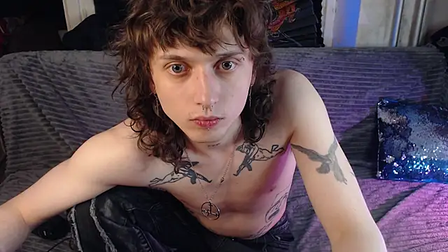 axxxturel online show from 05-18-26, 06:14