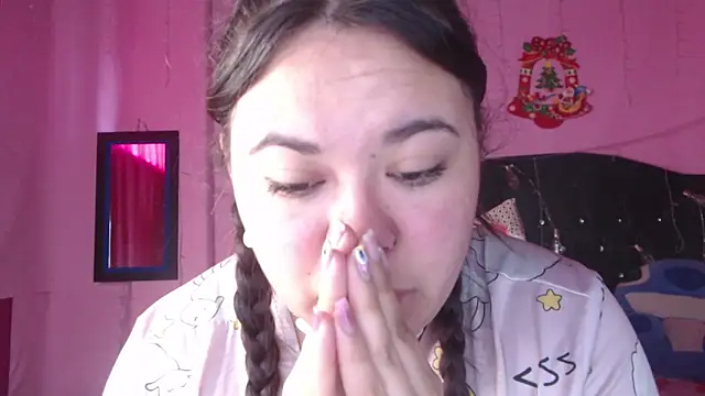 NikkiRous  online show from 10-24-25, 12:45