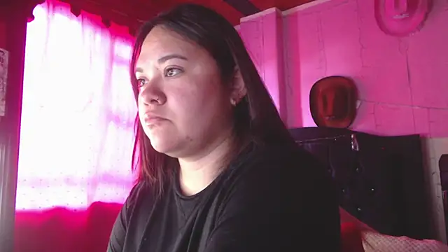 Snapshot of NikkiRous_ chatting on 05-20-26, 01:50 NikkiRous online show from 05-20-26, 01:50