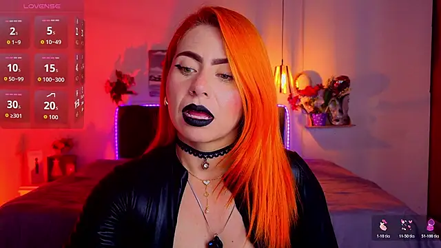 Snapshot of Dulce_charlottee chatting on 10-25-25, 07:41 Dulce charlottee online show from 10-25-25, 07:41