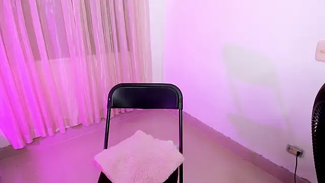 vale kross online show from 10-25-25, 03:07