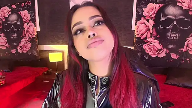 EvaaFoxxy1 online show from 04-04-26, 12:13