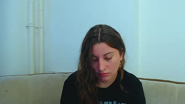 Helen Adams  online show from 02-10-25, 01:22