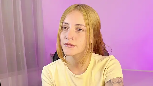 annie mora online show from 04-14-26, 02:28