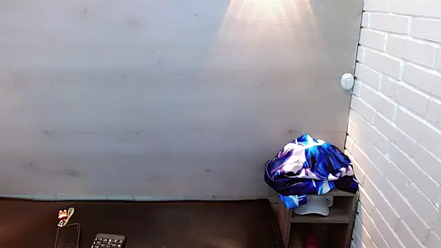 Daniela Pink  online show from 10-06-25, 07:44