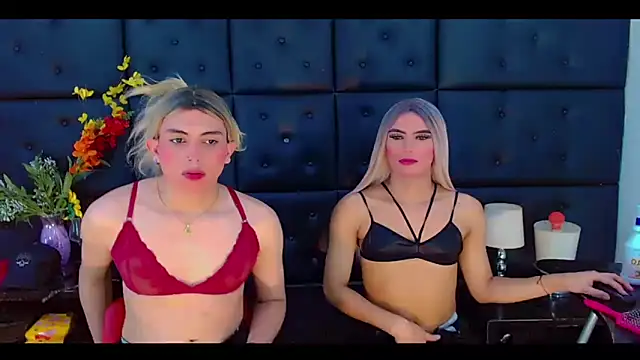 Daniela Pink  online show from 03-10-26, 08:14