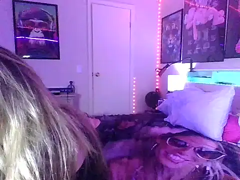 SarahStarr2020 online show from 12-10-24, 06:44