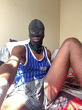 Gifttheskimaskboy online show from 08-05-26, 10:29