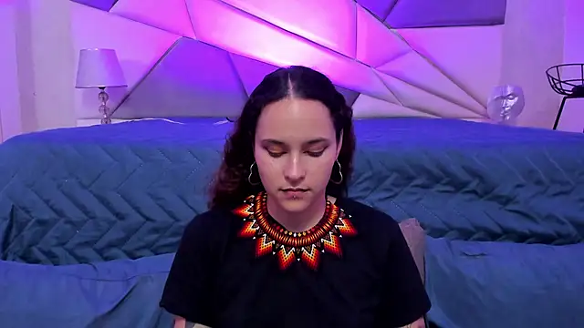 AnnyThompson  online show from 01-18-25, 11:44