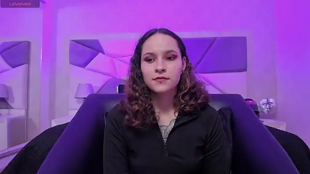 AnnyThompson  online show from 03-06-25, 09:20