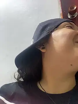 snowflake xxx online show from 02-22-25, 04:51