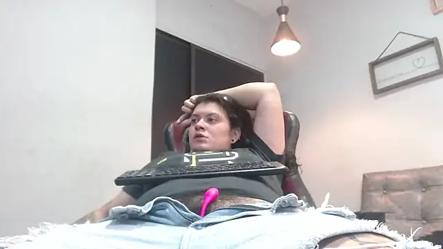 snowflake xxx online show from 11-18-25, 03:12