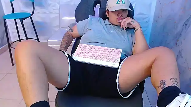 snowflake xxx online show from 02-21-26, 02:56