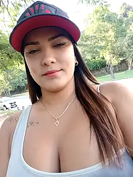 camiysebas21 online show from 09-23-25, 08:56