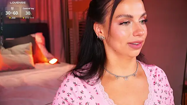 LunaNight online show from 04-21-26, 01:42