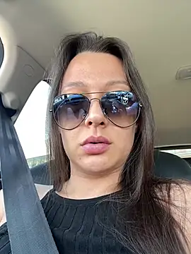 Lilly Black88888 online show from 05-17-26, 12:34