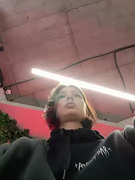 Snapshot of BabeRainbow chatting on 12-04-24, 09:51 BabeRainbow online show from 12-04-24, 09:51