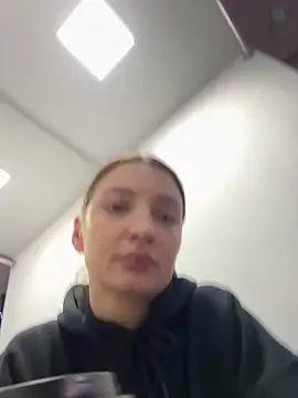 Snapshot of BabeRainbow chatting on 01-07-25, 02:08 BabeRainbow online show from 01-07-25, 02:08