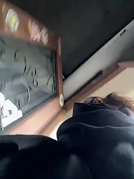 Snapshot of BabeRainbow chatting on 02-08-25, 09:13 BabeRainbow online show from 02-08-25, 09:13