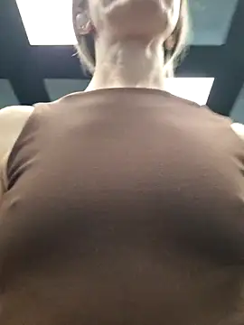 Miss    Mia  online show from 01-16-26, 11:47