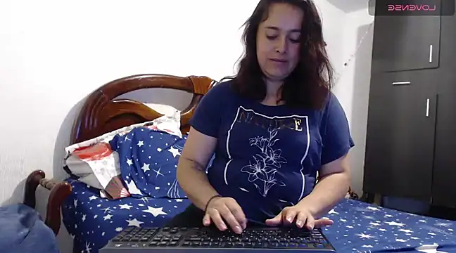 MagicStephany  online show from 03-05-25, 12:33