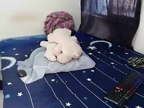 Frankbroad78 online show from 10-28-25, 08:33