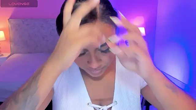 BlakmillerrGilson online show from 10-28-25, 08:00