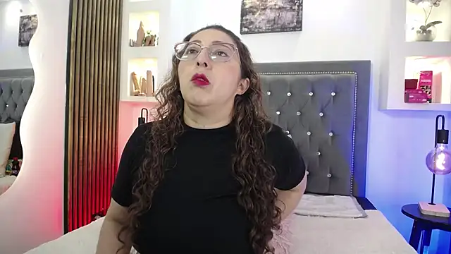 AnnadirtyXo online show from 06-05-26, 04:41