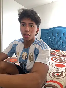 Leonarrrd 01 online show from 10-29-25, 03:14