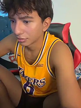 Leonarrrd 01 online show from 02-09-26, 12:14