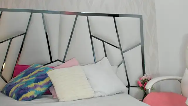  aurora18  online show from 01-14-26, 03:12