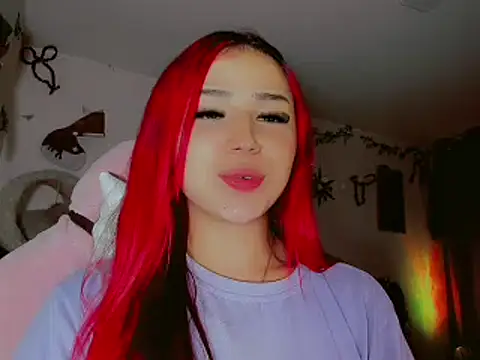 Snapshot of madisonx17 chatting on 01-07-25, 03:24 madisonx17 online show from 01-07-25, 03:24