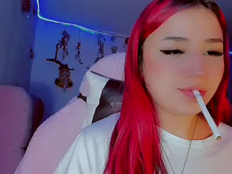 Snapshot of madisonx17 chatting on 02-05-25, 06:35 madisonx17 online show from 02-05-25, 06:35