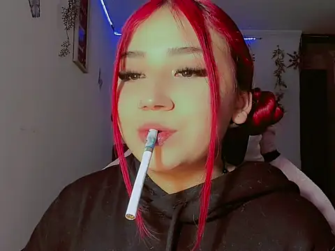 Snapshot of madisonx17 chatting on 09-30-25, 10:48 madisonx17 online show from 09-30-25, 10:48