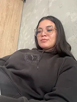 CamilaSofiia online show from 02-15-26, 03:53