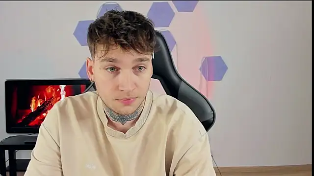 Chris Tyson online show from 12-29-24, 08:55