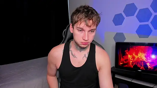 Chris Tyson online show from 10-05-25, 09:40