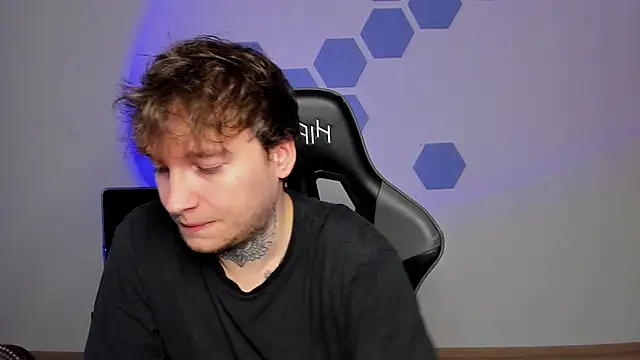 Chris Tyson online show from 11-21-25, 10:36