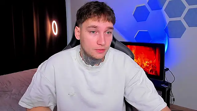 Chris Tyson online show from 11-30-25, 07:56