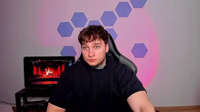 Chris Tyson online show from 04-07-26, 08:42