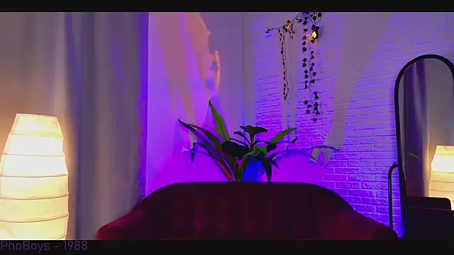 LoraaDoll online show from 03-22-25, 09:24