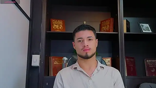 EdwardRoss  online show from 09-23-25, 08:34