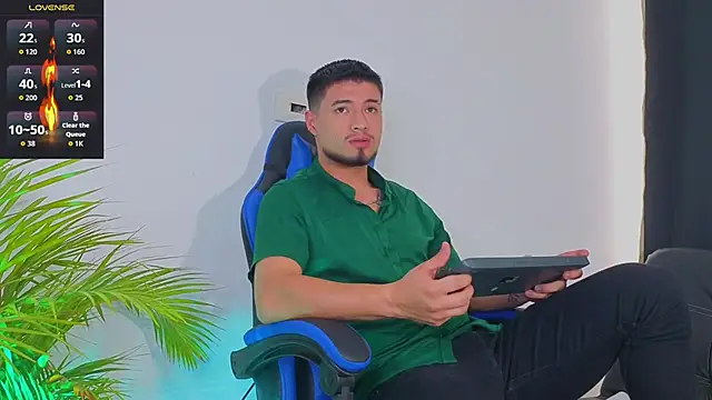 EdwardRoss  online show from 10-14-25, 07:58