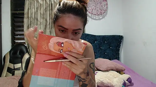 Kate lorens9 online show from 11-17-25, 11:43